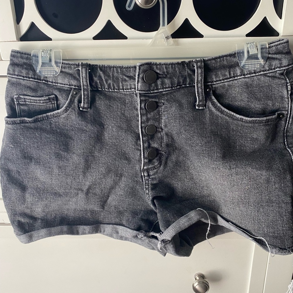 Universal Threads Jean Shorts